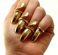 nail-jewelry-guards